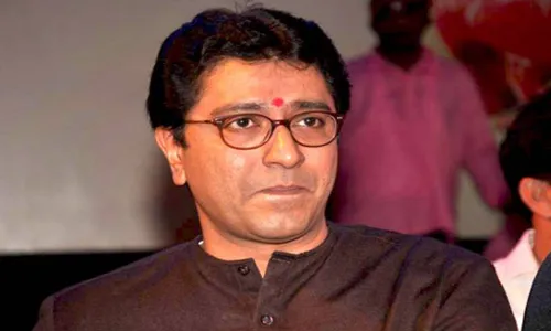 राज ठाकरेंच्या भूमिकेला विरोध करत मनसेच्या राज्य सचिवाचा राजीनामा