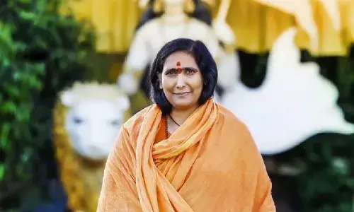 हिंदूनी चार मुले जन्माला घालावीत, २ RSS कडे तर २ विश्वहिंदू परिषदेकडे सोपवावी-साध्वी ऋतंभरां हिंदूनी चार मुले जन्माला घालावीत, २ RSS कडे तर २ विश्वहिंदू परिषदेकडे सोपवावी-साध्वी ऋतंभरां