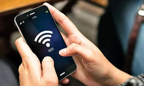 जगातील सगळ्यात स्वस्त DATA भारतात, पण भारताला पडतोय महागात ! जगातील सगळ्यात स्वस्त DATA भारतात, पण भारताला पडतोय महागात !