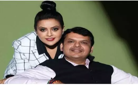 ठाकरीभाषेचं कौतुक करणारे दुटप्पी एका महिलेला ट्रोल करताहेत – राजू परुळेकर