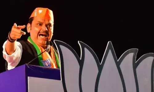 देवेंद्र फडणवीस नॉर्मल भाषण का करत नाही? देवेंद्र फडणवीस नॉर्मल भाषण का करत नाही?