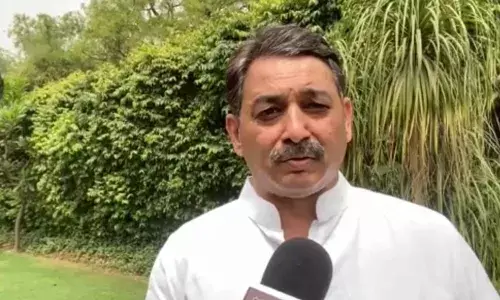 संभाजीराजे EXCLUSIVE : छत्रपती शिवाजी महाराजांची समाधी कुणी बांधली? संभाजीराजे EXCLUSIVE : छत्रपती शिवाजी महाराजांची समाधी कुणी बांधली?