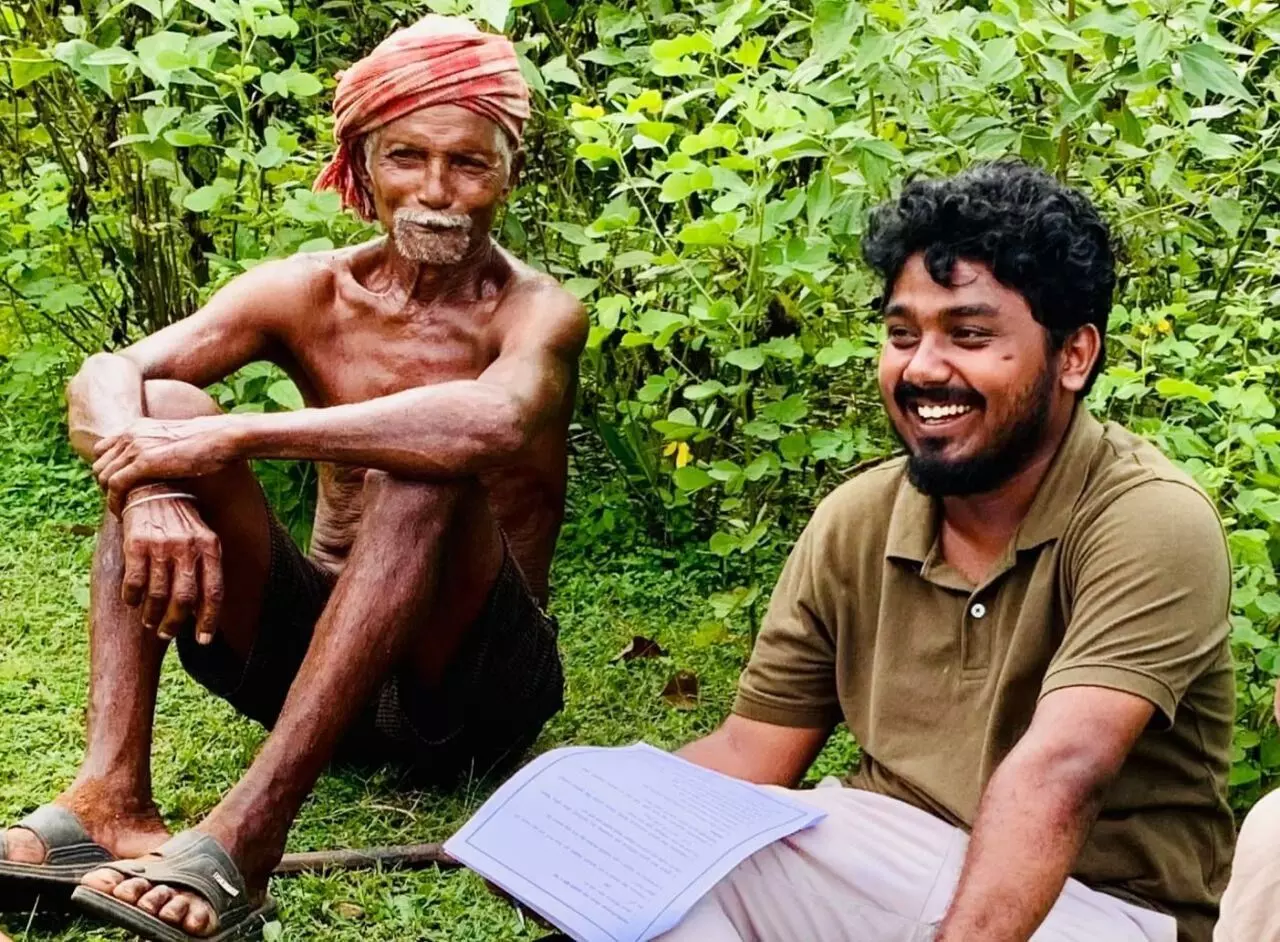 धक्कादायक: या भागातील ९४ टक्के आदिवासींना माहित नाही संविधान