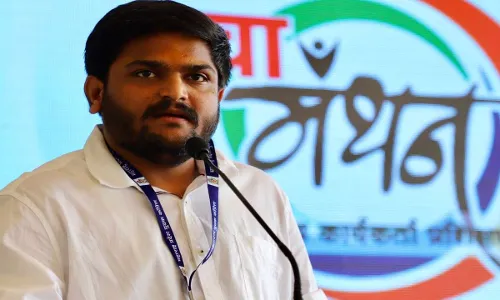 Gujarat Election: हार्दिक पटेल नंतर कॉंग्रेस चा प्लान काय? Gujarat Election: हार्दिक पटेल नंतर कॉंग्रेस चा प्लान काय?