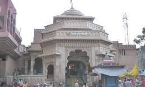 बौद्ध धर्मस्थळांचे हिंदुकरण खरे काय खोटे काय ? बौद्ध धर्मस्थळांचे हिंदुकरण खरे काय खोटे काय ?