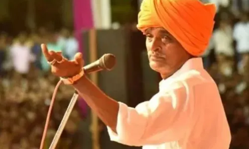 इंदुरीकर महाराज संतापले, जो उठल तो मला घोडा लावतो