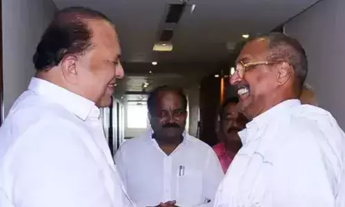 नाना पाटेकर आणि हसन मुश्रीफ यांची जुगलबंदी