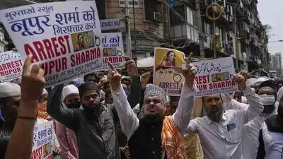 नुपूर शर्मा प्रकरणी मुस्लिम समाज आक्रमक, देशभरात निदर्शने