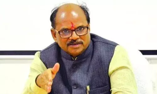 राज्य सरकारने शिल्लक हरभरा खरेदी करावी : डॉ. बोंडे यांची मागणी राज्य सरकारने शिल्लक हरभरा खरेदी करावी : डॉ. बोंडे यांची मागणी