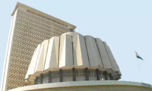 विधान परिषद निवडणुकीच्या मतमोजणीला सुरूवात, काँग्रेसचे आक्षेप फेटाळले विधान परिषद निवडणुकीच्या मतमोजणीला सुरूवात, काँग्रेसचे आक्षेप फेटाळले