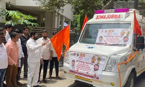 एकनाथ शिंदे यांची नाराजी आणि गुजरात कनेक्शन?