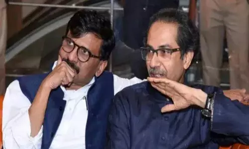 महाराष्ट्रातील राजकीय घडामोडींचा प्रवास विधान सभा बरखास्तीचया दिशेने... संजय राऊत यांचं ट्विट महाराष्ट्रातील राजकीय घडामोडींचा प्रवास विधान सभा बरखास्तीचया दिशेने... संजय राऊत यांचं ट्विट