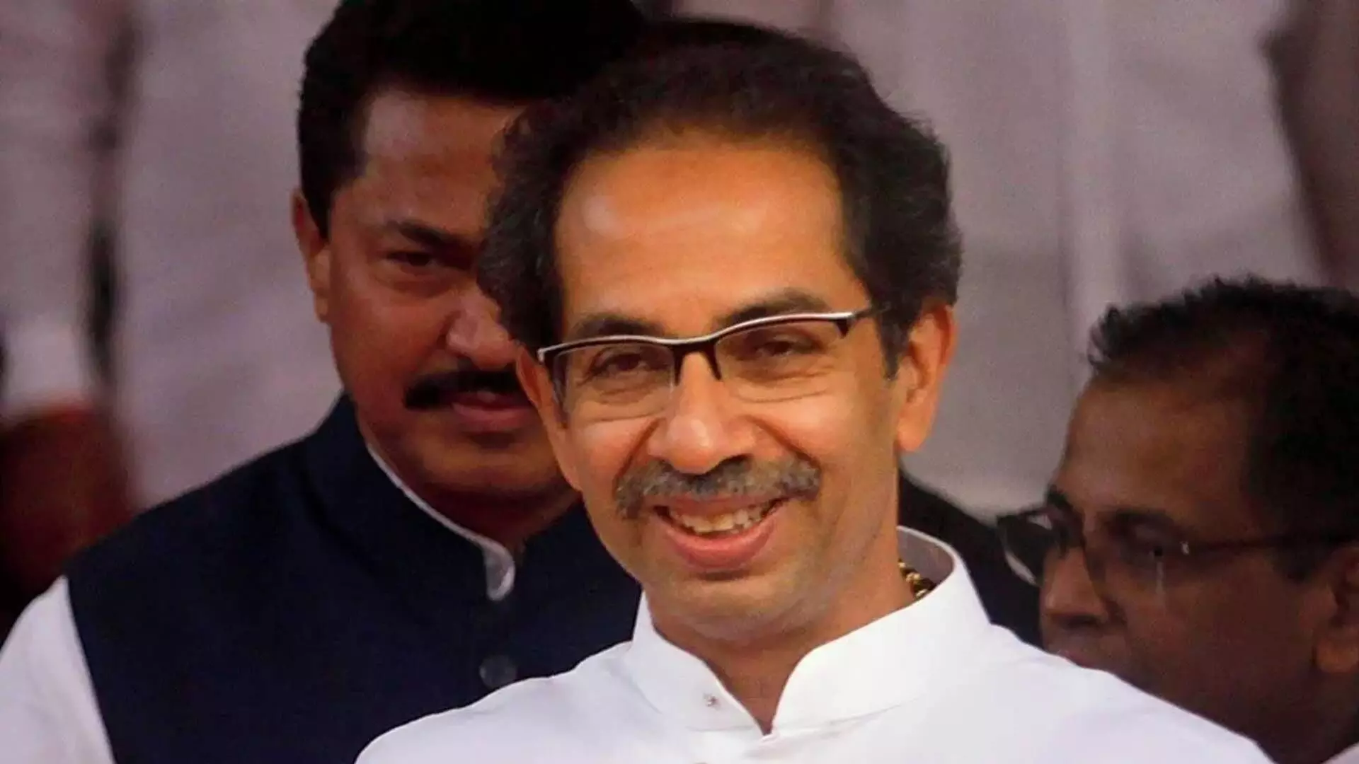 Uddhav Thackeray Resign : चांगला मानूस व्हता - किरण माने