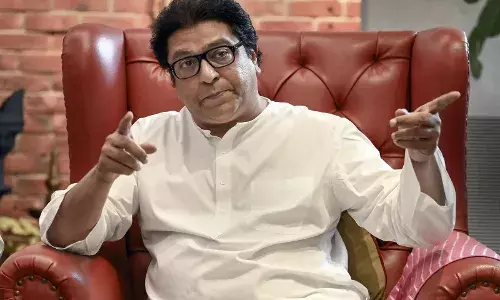 राज ठाकरे यांनी बोलावलेला कार्यकर्ता मेळावा तूर्तास रद्द