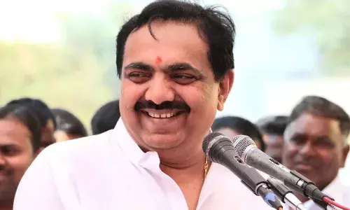 मंत्रीमंडळाचं घोडं नेमकं कुठं अडलंय? जयंत पाटील मंत्रीमंडळाचं घोडं नेमकं कुठं अडलंय? जयंत पाटील