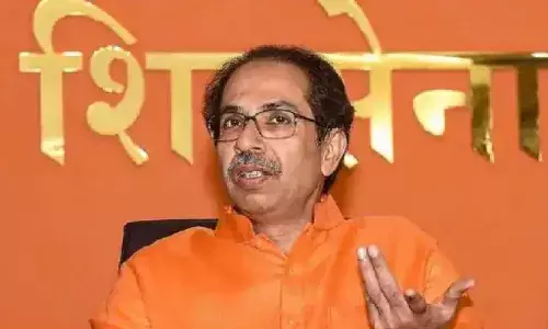 Uddhav Thackeray : खात्याविना मंत्री आझाद, हाच का अमृत महोत्सव Uddhav Thackeray : खात्याविना मंत्री आझाद, हाच का अमृत महोत्सव