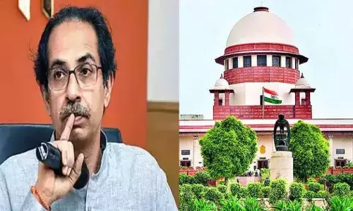 सर्वोच्च न्यायालयाचा ठाकरे गटाला पुन्हा धक्का सर्वोच्च न्यायालयाचा ठाकरे गटाला पुन्हा धक्का