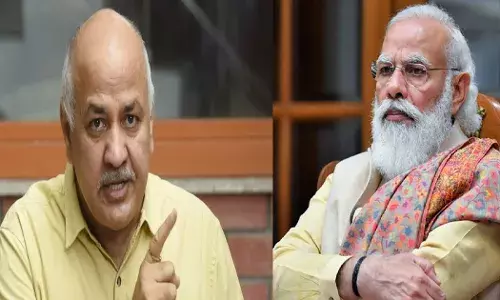 हे काय नाटक आहे मोदीजी? मनिष सिसोदियांचा मोदींना सवाल...