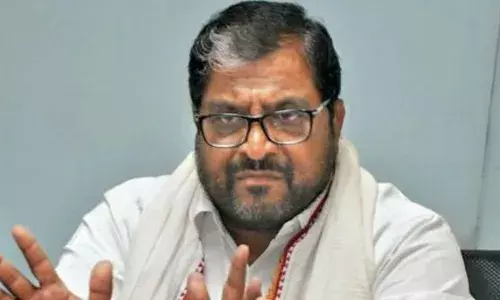 सर्वोच्च न्यायालयाच्या भूमिकेवर राजू शेट्टी यांचे प्रश्नचिन्ह सर्वोच्च न्यायालयाच्या भूमिकेवर राजू शेट्टी यांचे प्रश्नचिन्ह