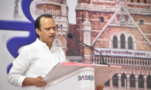 CAG Report : कोरोनानं मारलं;कृषीनं तारलं!अजित पवारांच्या आर्थिक शिस्तीचं कौतुक