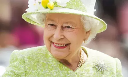 ब्रिटनची महाराणी एलिजाबेथ चं निधन, 70 वर्ष होत्या ब्रिटनच्या सम्राट…