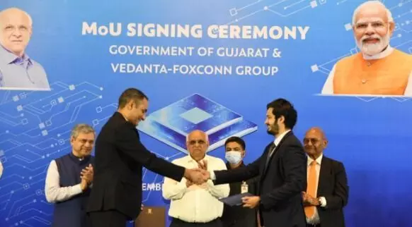 Foxconn Vedanta च्या वादावर उद्योग मंत्र्यांचे विरोधकांना उत्तर