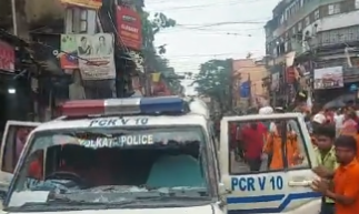 पश्चिम बंगालमध्ये भाजपच्या आंदोलनाला हिंसक वळण, पोलिसांवर हल्ला, गाडी फोडली