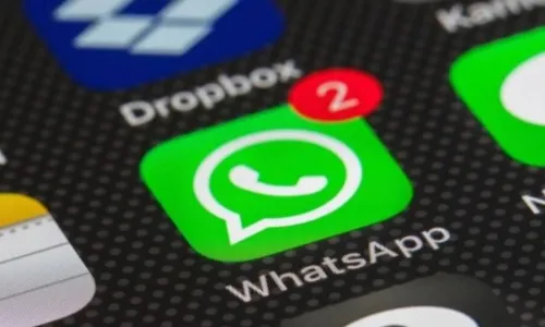 WhatsApp च्या डिलिट होणाऱ्या मेसेजेसचं रहस्य काय? WhatsApp च्या डिलिट होणाऱ्या मेसेजेसचं रहस्य काय?