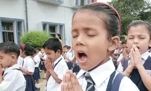 शाळेत होणाऱ्या प्रार्थनेत सर्वसमावेशक  भजनं गायला हवीत – विनय राम रघूनाथ शाळेत होणाऱ्या प्रार्थनेत सर्वसमावेशक  भजनं गायला हवीत – विनय राम रघूनाथ