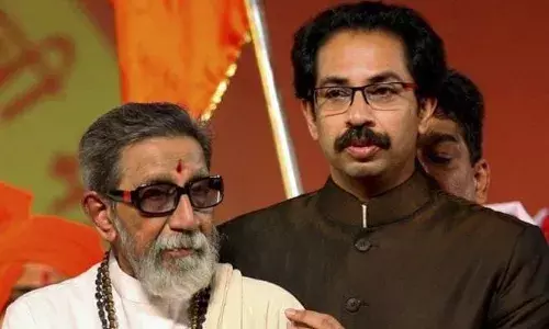 नाव आणि चिन्ह गोठवल्यानंतर उध्दव ठाकरेंची पहिली प्रतिक्रीया नाव आणि चिन्ह गोठवल्यानंतर उध्दव ठाकरेंची पहिली प्रतिक्रीया