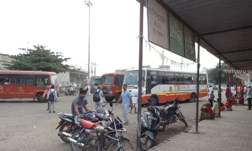 रोज 600 एसटी गाड्यांची वाहतूक होणारे एसटी स्थानक रात्री असते बंद,प्रवाशांची सुरक्षा धोक्यात