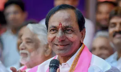 Telangana : तेलंगणात आमदारांना कोट्यावधींची ऑफर, पोलिसांनी उधळला कट Telangana : तेलंगणात आमदारांना कोट्यावधींची ऑफर, पोलिसांनी उधळला कट
