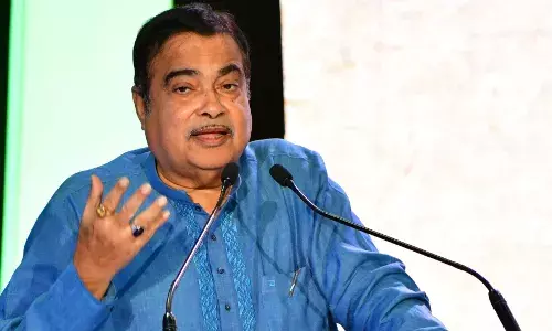 बारा तासात मुंबई दिल्ली अंतर शक्य? नितीन गडकरी यांनी केलं स्पष्ट बारा तासात मुंबई दिल्ली अंतर शक्य? नितीन गडकरी यांनी केलं स्पष्ट