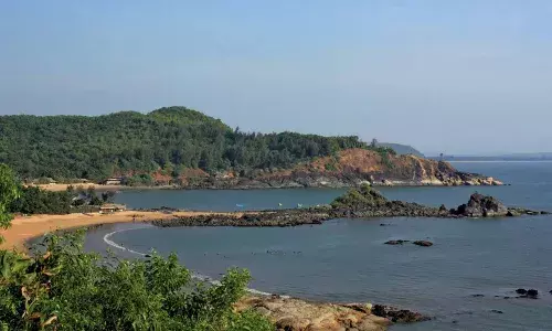 आपलं कोकण उत्तरेत रुंदीला जास्त आणि दक्षिणेत कमी का आहे? - कराळे गुरुजी आपलं कोकण उत्तरेत रुंदीला जास्त आणि दक्षिणेत कमी का आहे? - कराळे गुरुजी