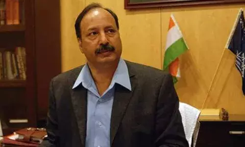 २६/११:  डॉक्टरने मृत व्यक्त केलेली व्यक्ती हेमंत करकरे होते...