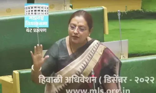 शेतकऱ्यांसाठी कौन्सलिंग सेंटर हवीत यशोमती ठाकूर यांची मागणी शेतकऱ्यांसाठी कौन्सलिंग सेंटर हवीत यशोमती ठाकूर यांची मागणी