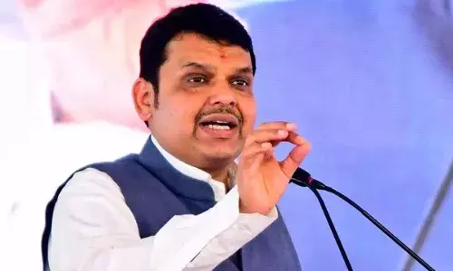 मंत्रालयातील बोगस नोकरभरती प्रकरणाची चौकशी करा; उपमुख्यमंत्री देवेंद्र फडणवीस यांची घोषणा. मंत्रालयातील बोगस नोकरभरती प्रकरणाची चौकशी करा; उपमुख्यमंत्री देवेंद्र फडणवीस यांची घोषणा.