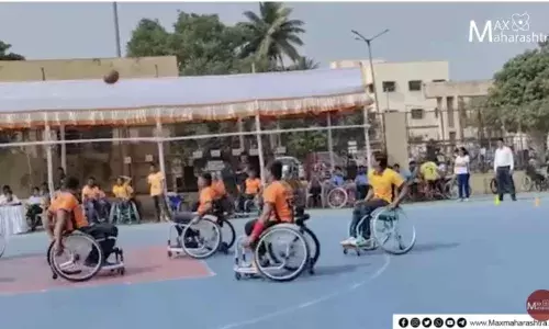 व्हील चेअरच्या चाकानेच दिली आयुष्याला गती. व्हील चेअरच्या चाकानेच दिली आयुष्याला गती.