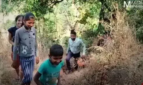 स्वातंत्र्याच्या अमृतमहोत्सवी वर्षात रस्ता, शाळा व आरोग्यसेवा अधांतरी... स्वातंत्र्याच्या अमृतमहोत्सवी वर्षात रस्ता, शाळा व आरोग्यसेवा अधांतरी...