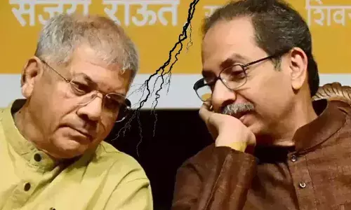 प्रकाश आंबेडकर - उध्दव ठाकरे युतीनंतर चार दिवसातच उडाला पहिला खटका प्रकाश आंबेडकर - उध्दव ठाकरे युतीनंतर चार दिवसातच उडाला पहिला खटका