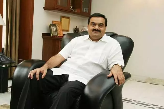 Adani ला मोठा झटका; fPOचे पैसे गुंतवणूकदारांना परत करणार