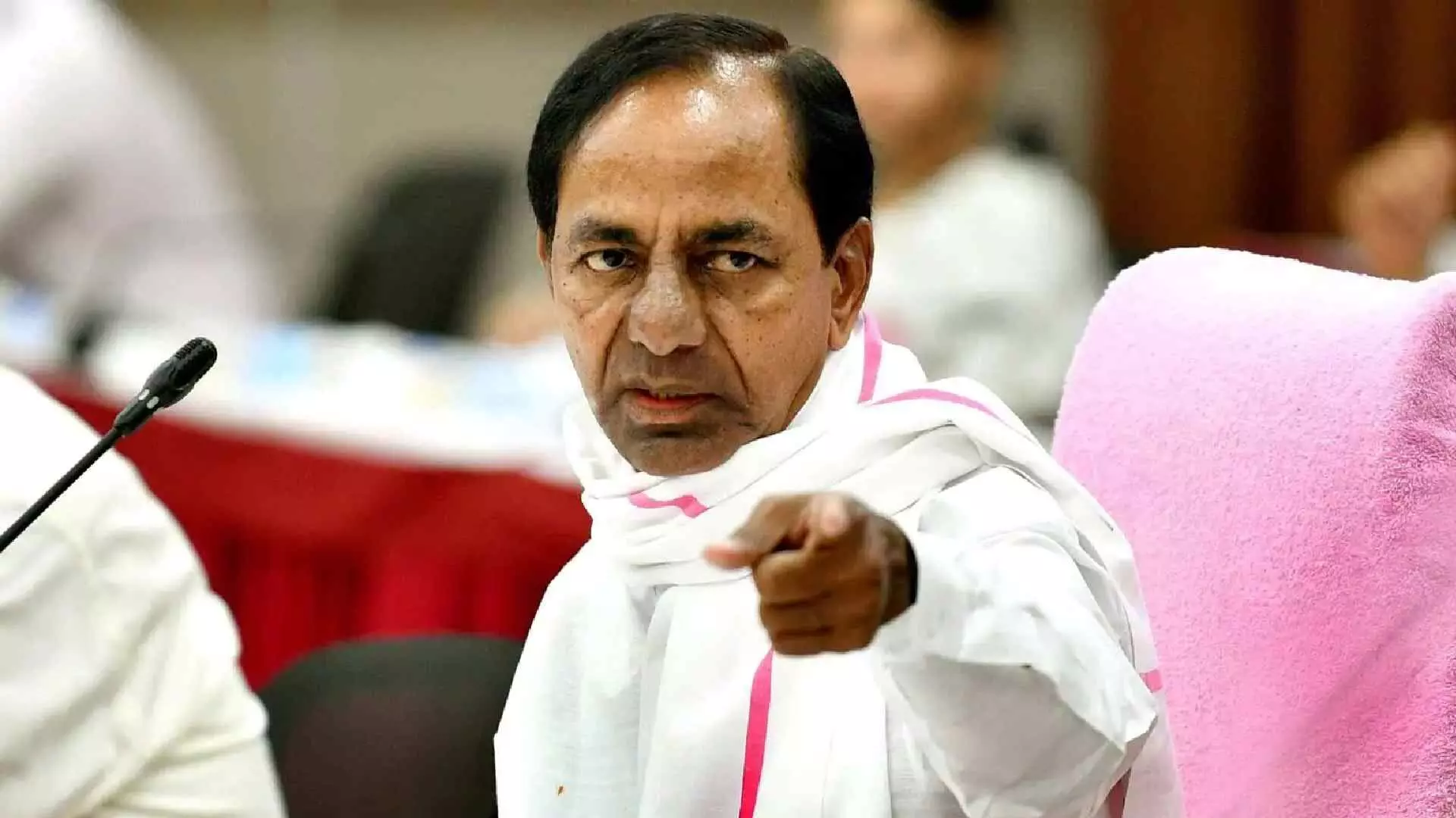 मुबलक कोळसा साठा असताना, देशात वीजेबाबत घोळ का? KCR गरजले