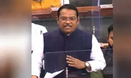 मोदींच्या नेतृत्वात देशाच्या विकासाची घोडदौड, शिवसेना खासदाराने केले कौतूक