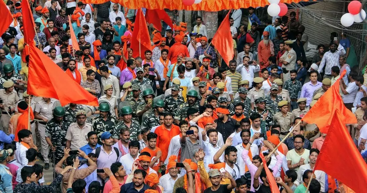 धक्कादायक : RSS मोहन भागवतांचा अपमान; भाजपवाल्याने विहिंप नेत्याला घातली गोळी