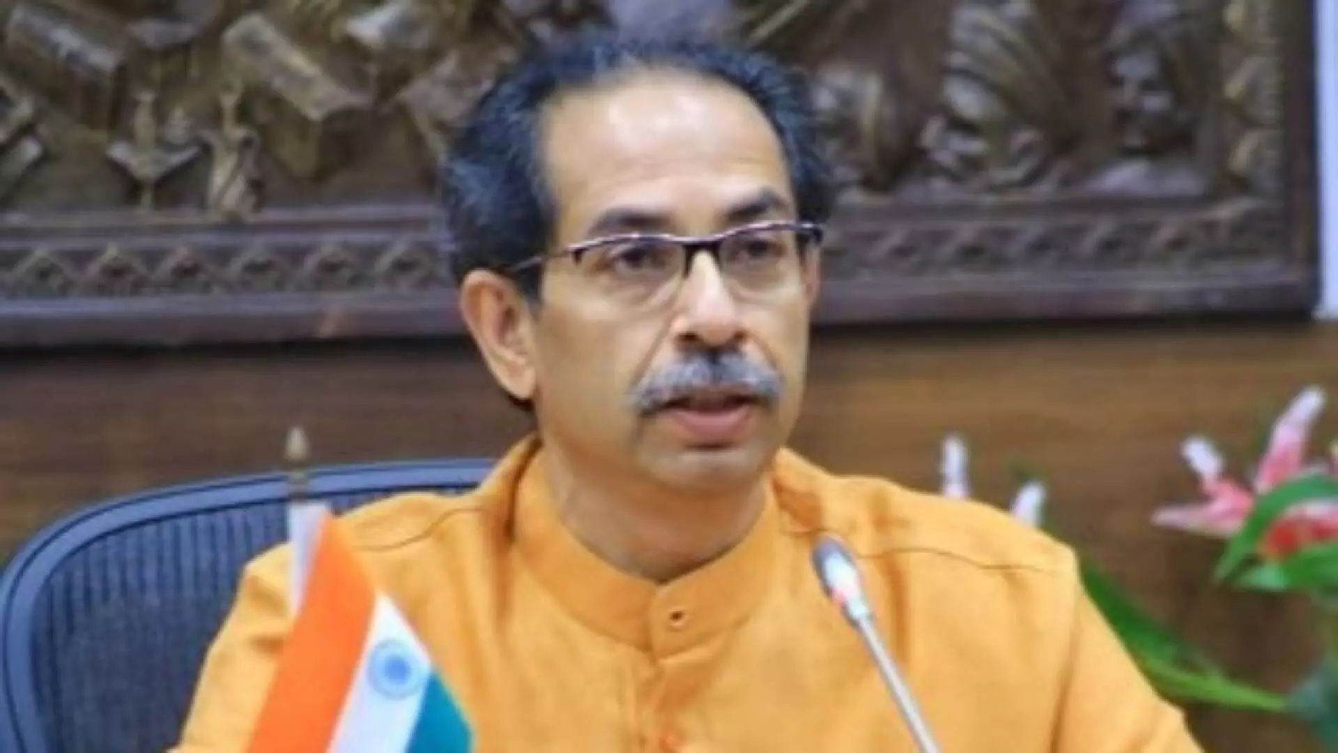 ठाकरे गटाच्या आमदाराने नावात जोडलं उध्दव बाळासाहेब ठाकरे