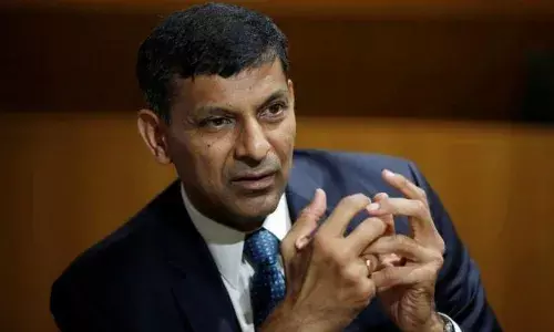 देशाला हिंदू रेट ऑफ ग्रोथचा धोका : रघुराम राजन यांचा इशारा देशाला हिंदू रेट ऑफ ग्रोथचा धोका : रघुराम राजन यांचा इशारा