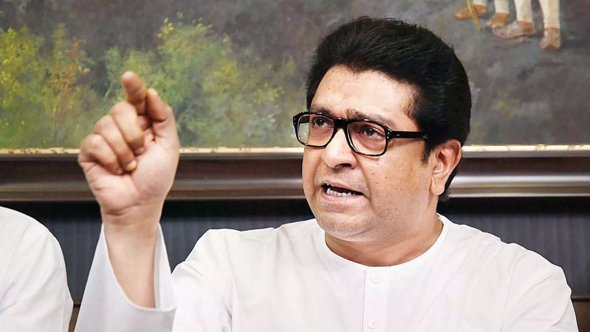 MNS leaders resign : नवी मुंबईत मनसेला हादरा