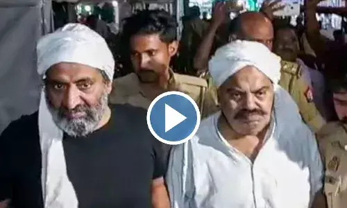 Atique Ahmad : युपीत कायदा सुव्यवस्था आहे का? अतिक, अशरफच्या हत्येवरून सोशल मीडियावर सवाल