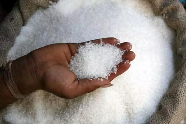 SugarMaharashtra साखर कारखान्याच्या खेळत्या भांडवलाच्या चेंडू आता समितीच्या कोर्टात