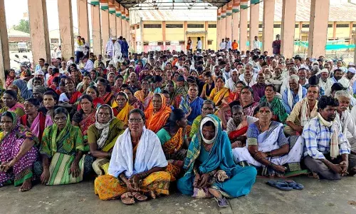 गायरान जमिनीसाठी वंचित काढणार मोर्चा